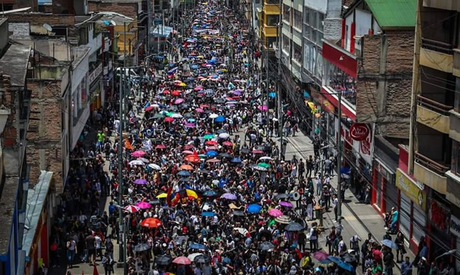 Marcha en defensa de la universidad pública