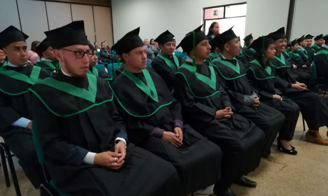 Graduacion de tecnólogos en dos áreas del conocimiento
