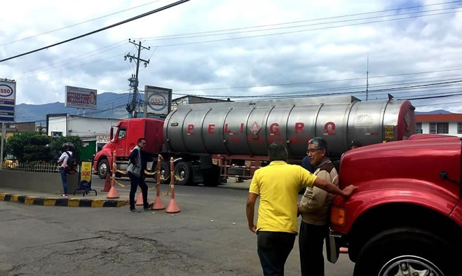 Se mantienen controles a venta de combustible