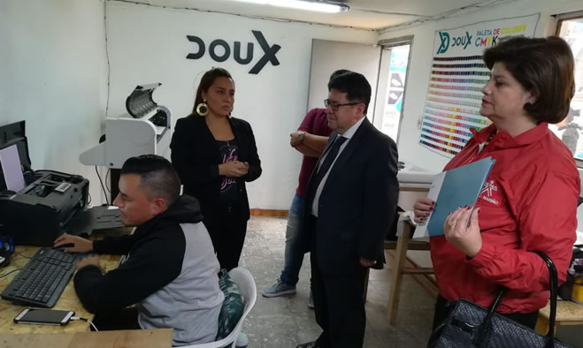 Seguimiento a las empresas beneficiadas de la convocatoria cerrada 141