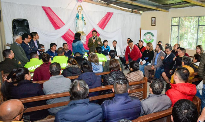 Visita barrio cristales