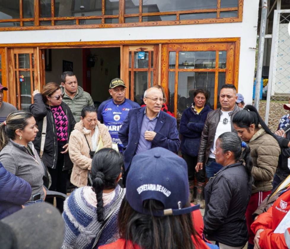 Alcaldía de Pasto continúa entregando ayudas humanitarias a familias damnificadas por las fuertes lluvias en El Encano