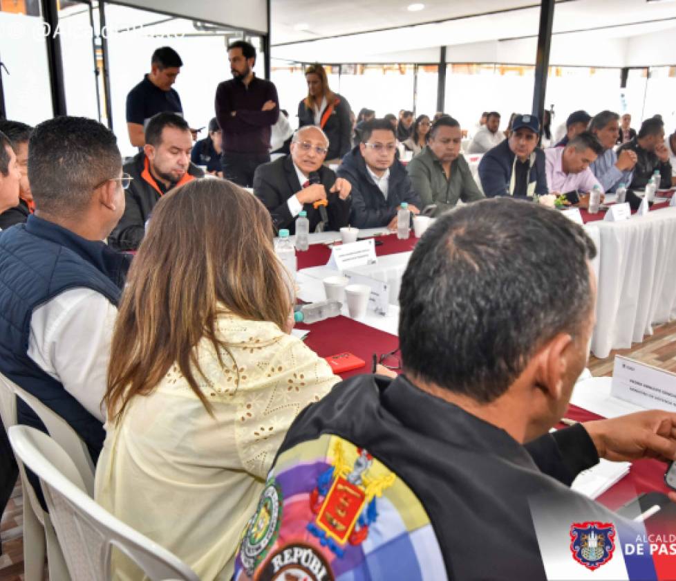 Gracias a la mediación y gestión del alcalde Nicolás Toro Muñoz, transportadores suspendieron paro de camioneros programado para el 16 de junio 