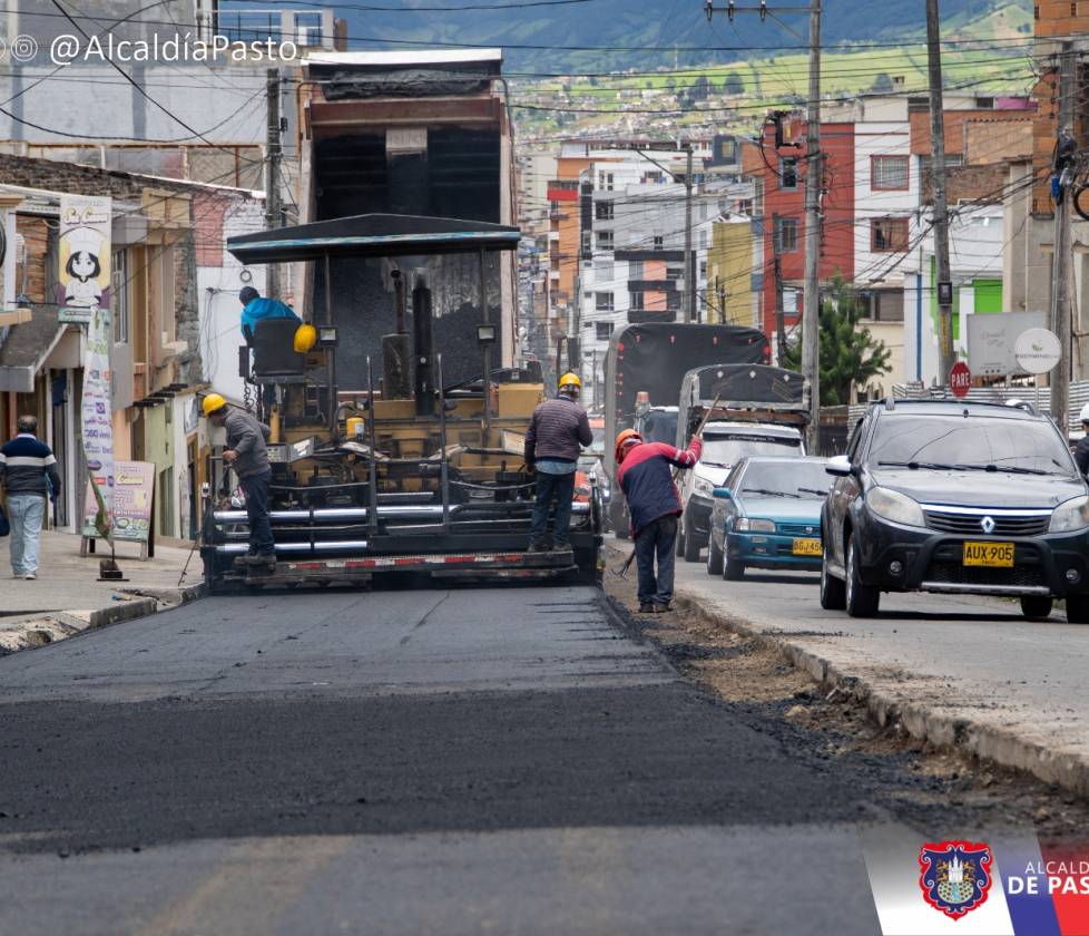 Secretaría de Infraestructura avanza con el reparcheo de vías 